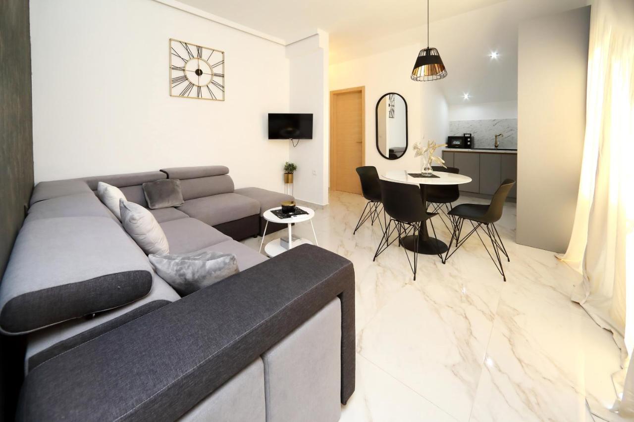 Luxury Apartments Monika Near The Sea With Private Parking Bibinje Exterior foto