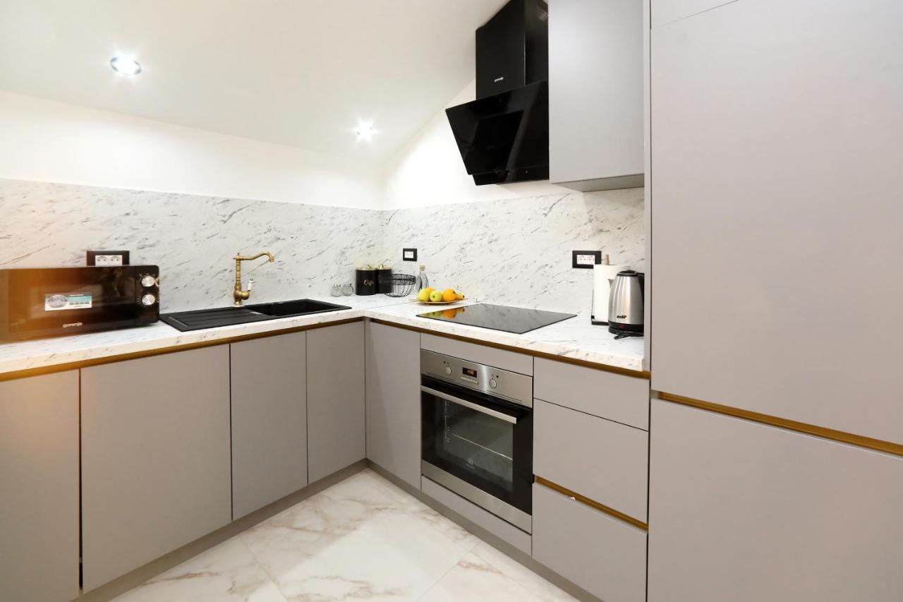 Luxury Apartments Monika Near The Sea With Private Parking Bibinje Exterior foto
