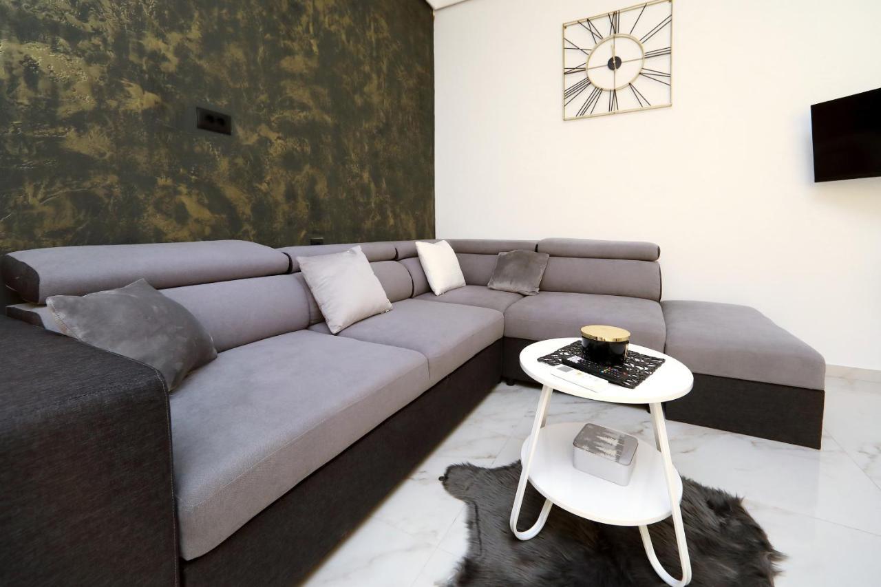 Luxury Apartments Monika Near The Sea With Private Parking Bibinje Exterior foto